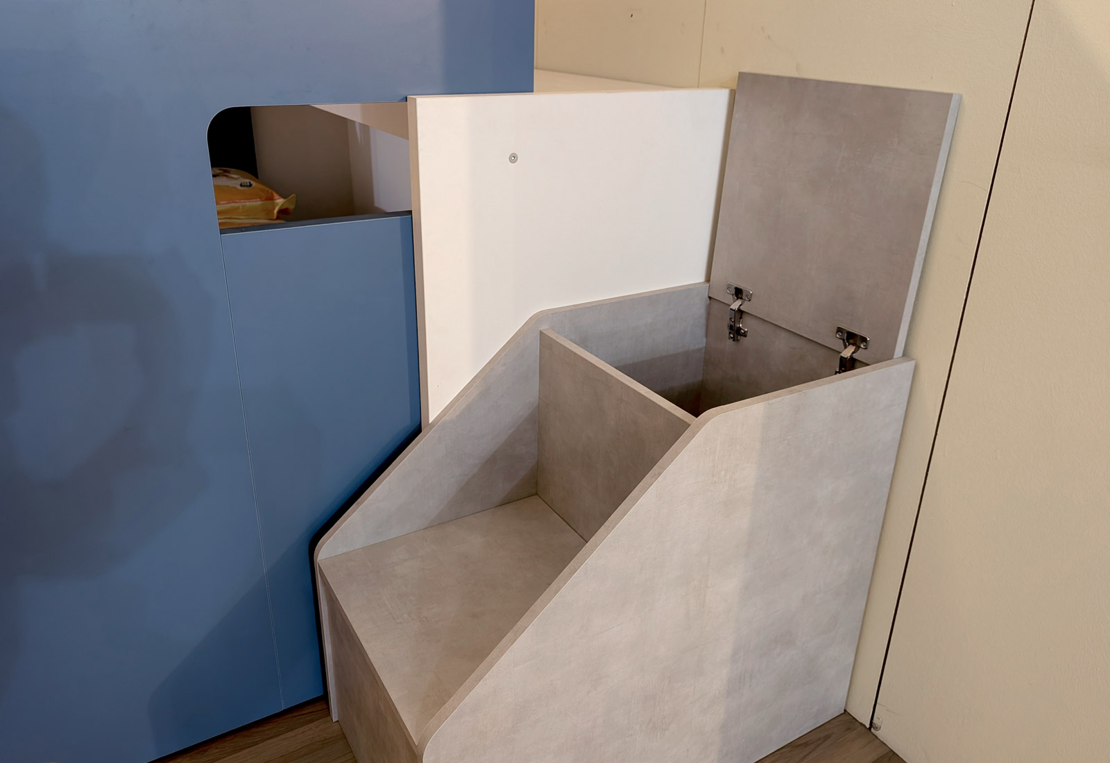 cameracastelloblu-03