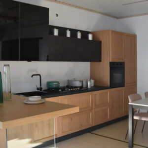 Cucina modello "Noa" in rovere massello